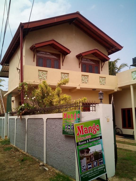 Hotel Yoho Mango House Negombo Exterior foto